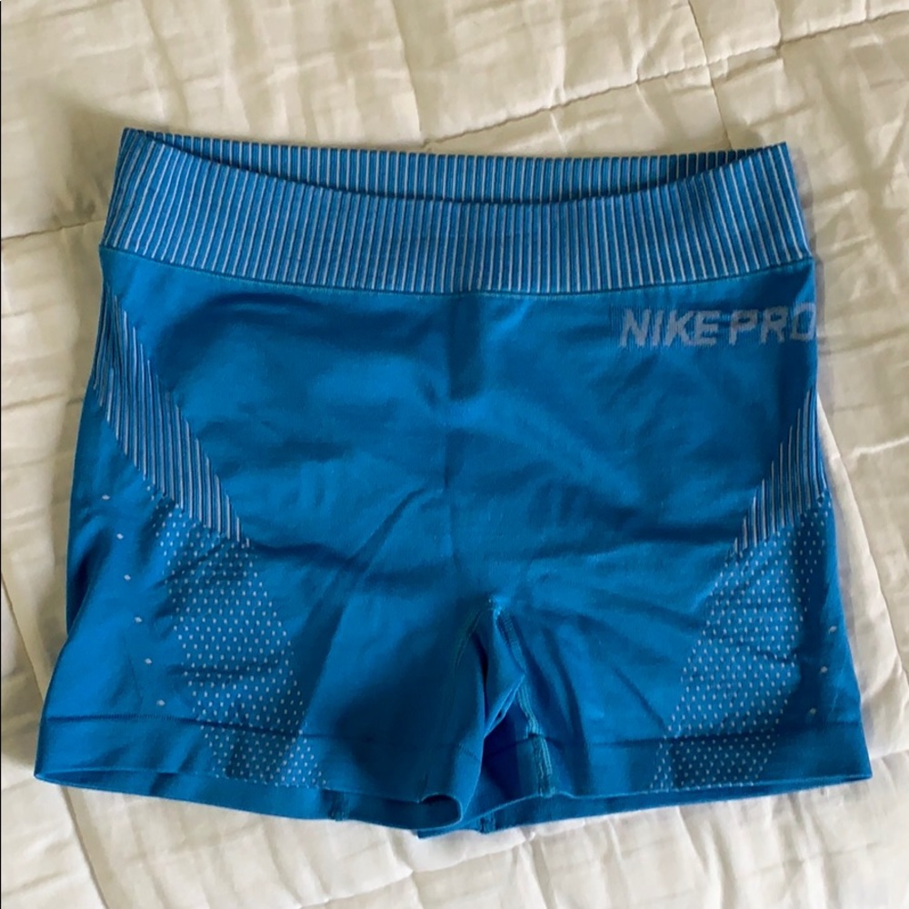COPY - Nike pro compression shorts